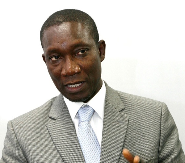 Me Amadou Sall : “Macky Sall veut limiter les candidats par la prison, l’exil et le parrainage”