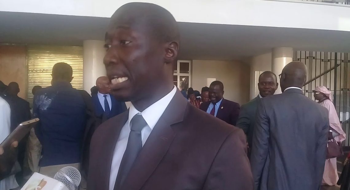 Dame Mbodj accuse Serigne Mbaye Thiam de fraudes et de prévarications et saisit l'Ofnac