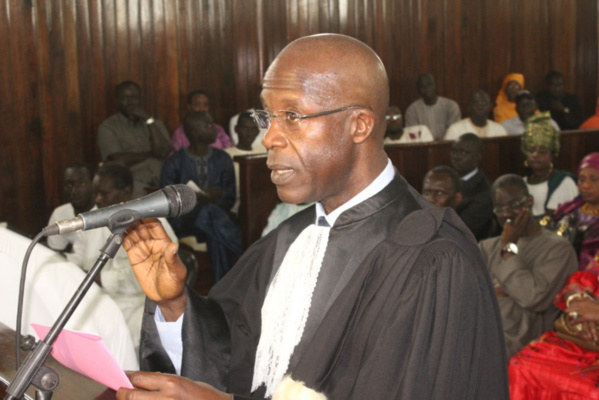 Pape Oumar Sakho tresse des lauriers à Macky et Marème et s'en prend à l'opposition