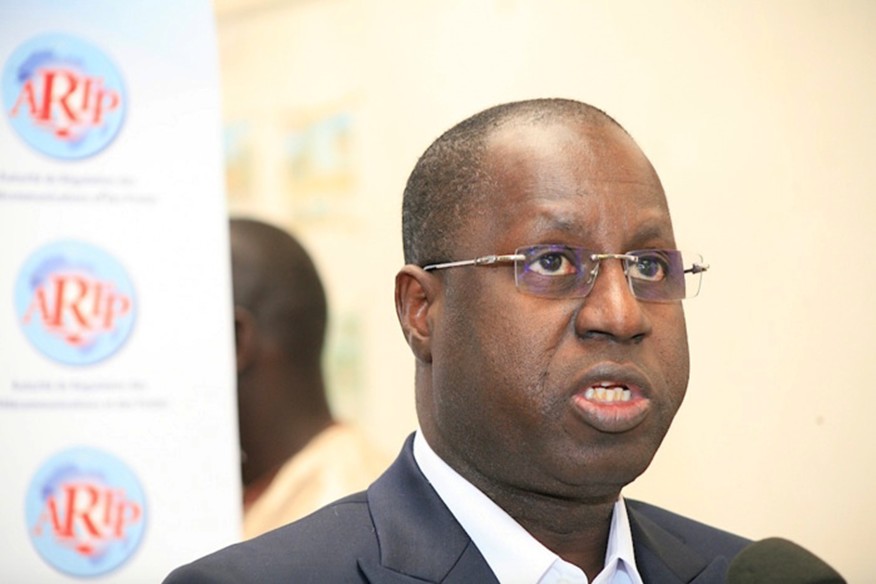 Mort des Gazelles Oryx : Moustapha SARR descend le ministre de l’environnement Abdou Karim Sall