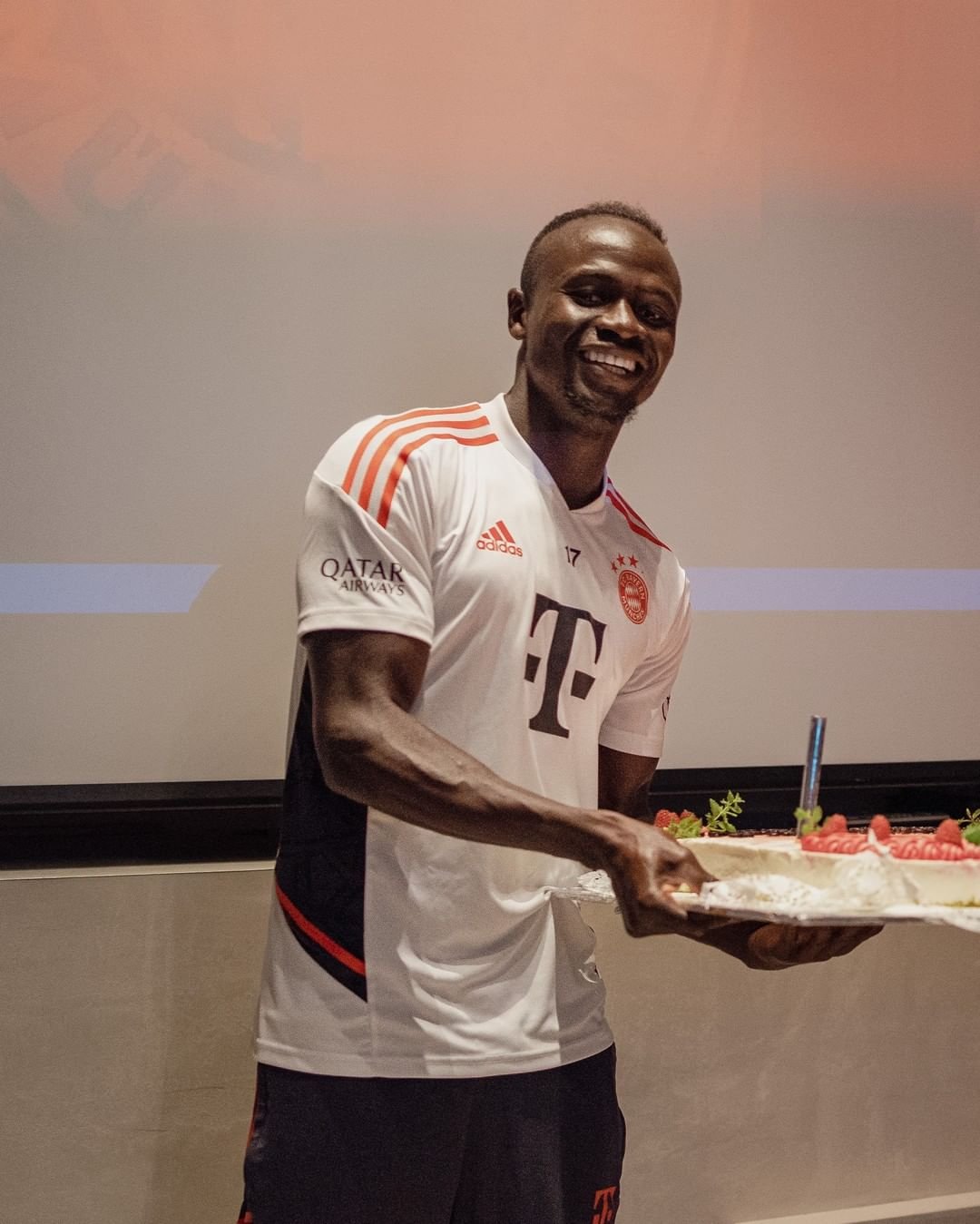 Meilleur joueur africain : Le Bayern célèbre le trophée de Sadio Mané