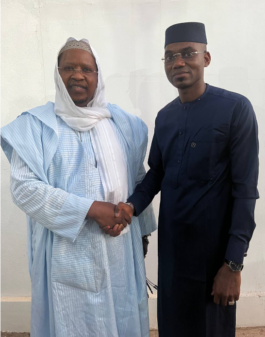 Mali : Assimi Goita déroule le tapis rouge pour le Khalife de la famille Omarienne