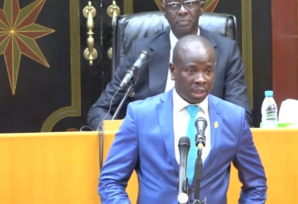 Yewwi dépose une motion de censure contre le gouvernement