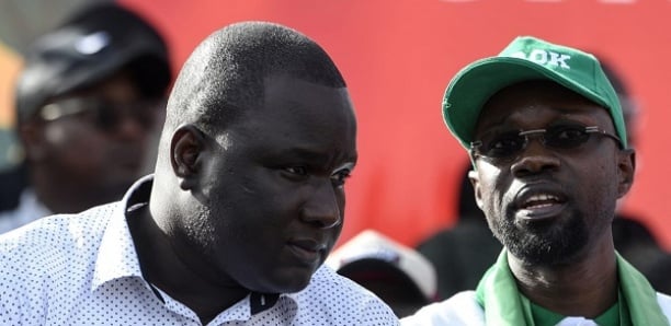 Troisième mandat/Déthié Fall: Macky Sall obligé de se prononcer dans quelques mois