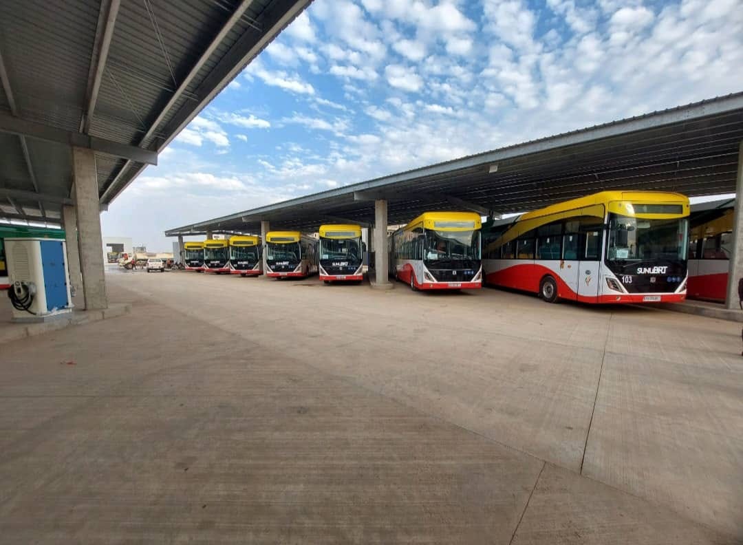 "Le BRT va pallier les difficultés actuelles des transports et prévenir les problèmes de demain", selon Macky Sall