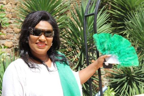 Double nationalité : Rose Wardini serait toujours française