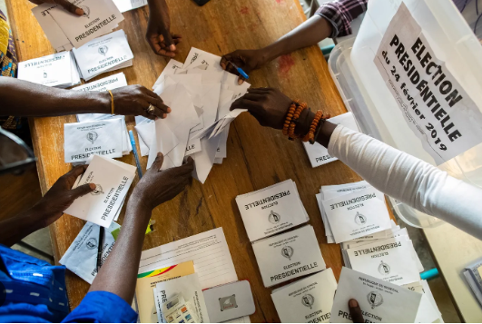 TEXTE COLLECTIF : Au nom de l’idéal républicain et démocratique, le Sénégal doit aller à l’élection