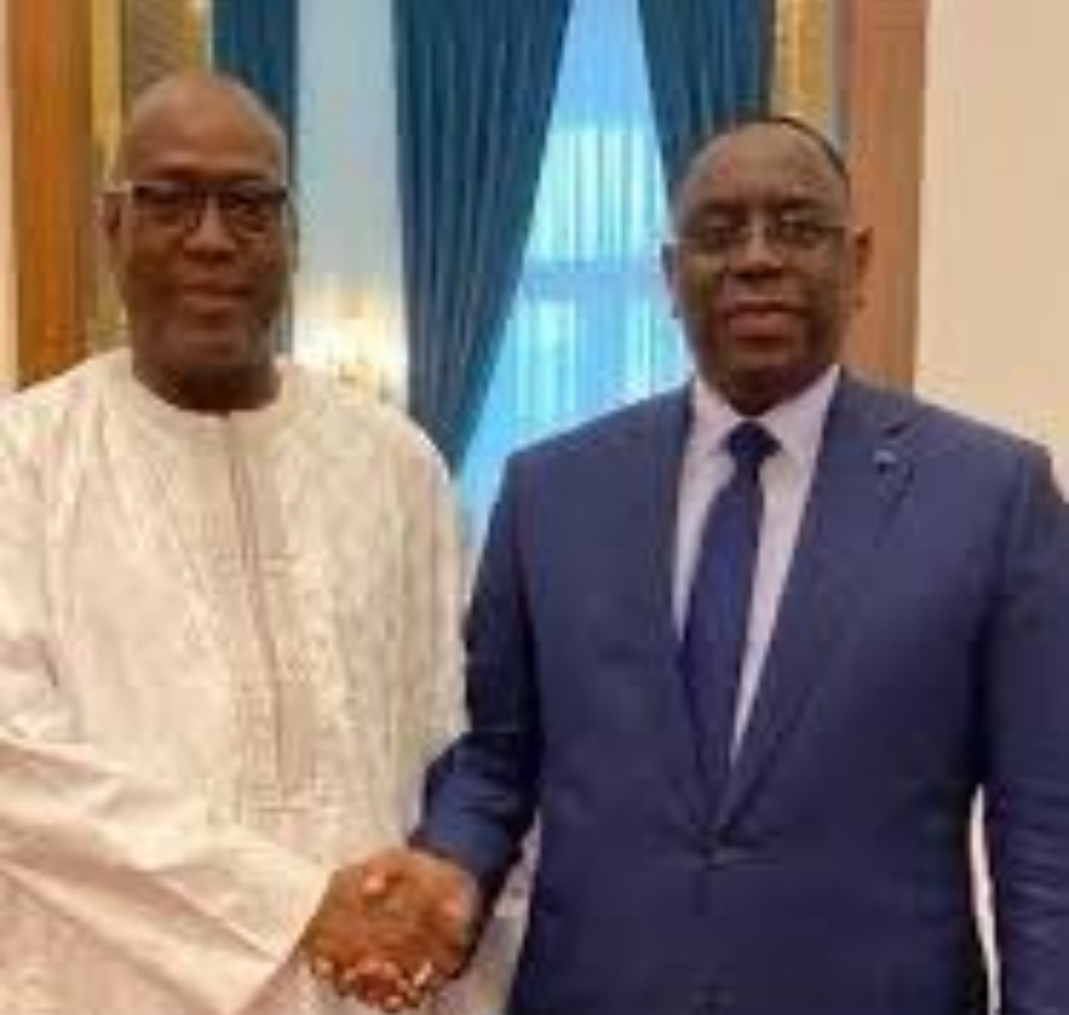Le Sénégal brocardé par la presse occidentale Amadou Talla Daff met la toge