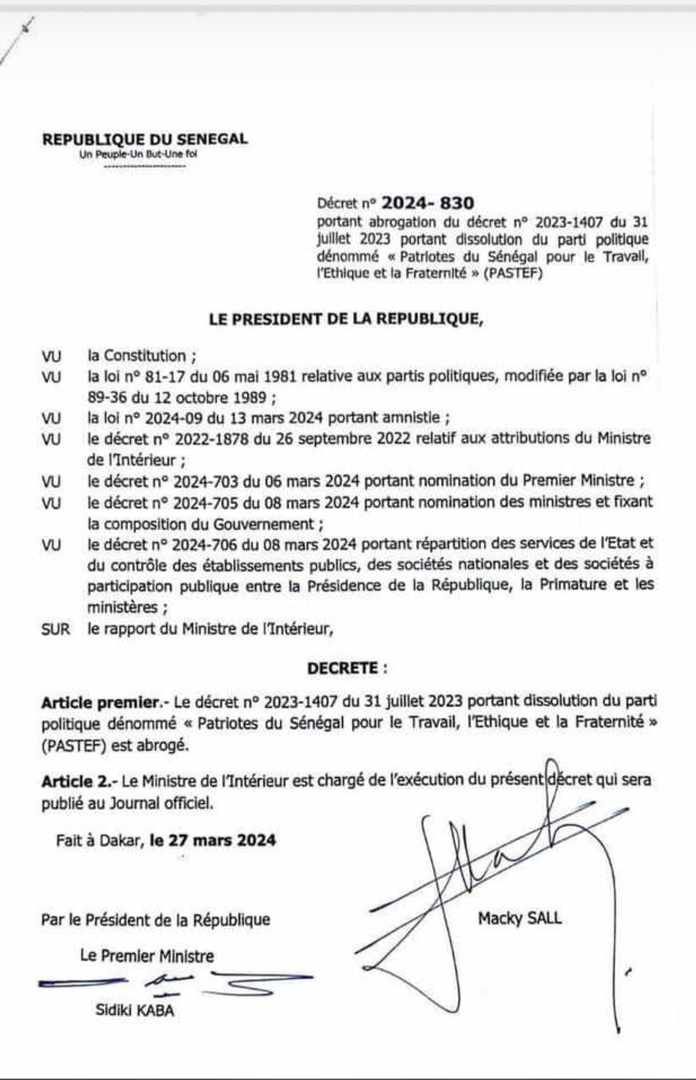 DISSOLUTION PASTEF  : Macky avait signé le décret de réhabilitation avant de partir