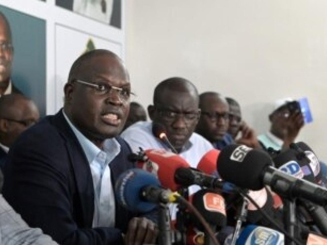 PRES : l’opposition dénonce une dérive institutionnelle et une austérité déguisée