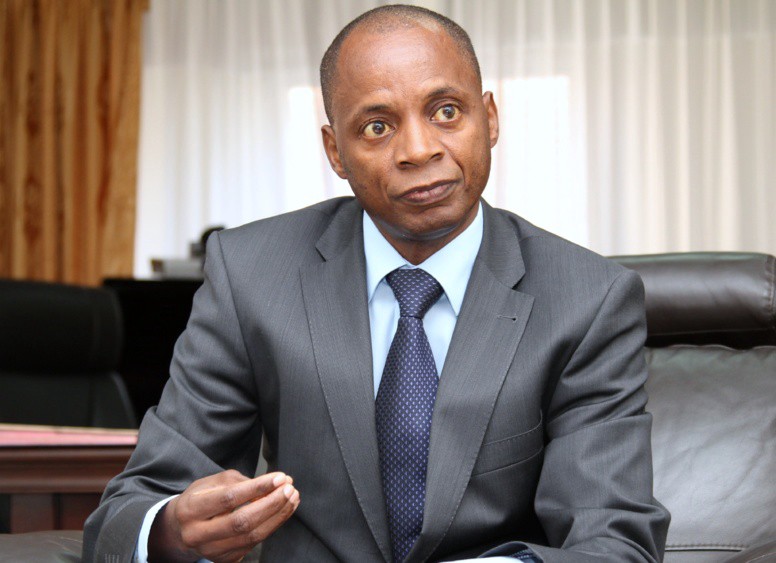 Abou Lô accuse le pouvoir de “dérives autoritaires” et annonce un “comité de résistance” pour Farba Ngom