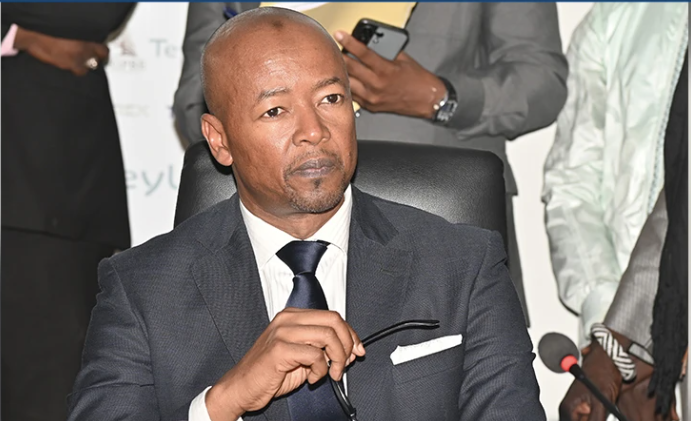 Blocage de la LFR 2026 : Le ministre Alpha Thiam monte au créneau et dénonce « l'irresponsabilité » de PASTEF