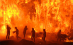 Un violent incendie ravage le marché zinc