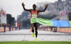 Marathon: Le Kenya Eliud Kipchoge s'offre le record du monde mais pas les 2 h