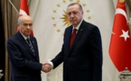 Turquie : Erdogan et l’extrême droite, d’ennemis jurés à alliés stratégiques