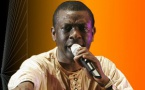 Emmanuel Macron rend hommage à Youssou Ndour au sommet de l'OIF