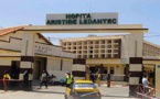 Le chef du service de la médecine interne de l'hôpital Aristide Le Dantec, le professeur Abdoulaye Pouye, évacué en France