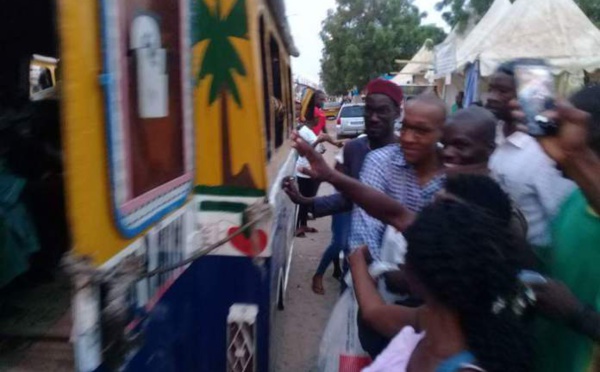 Abdoul Mbaye distribue des ndogous aux hlm
