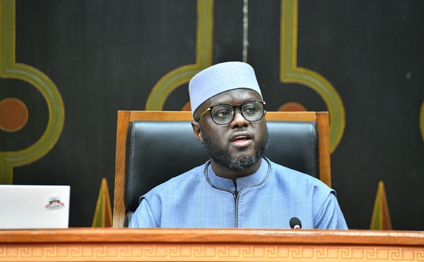 Absentéisme à l’Assemblée : une députée s’insurge, le cas Abdoulaye Sylla relance le débat