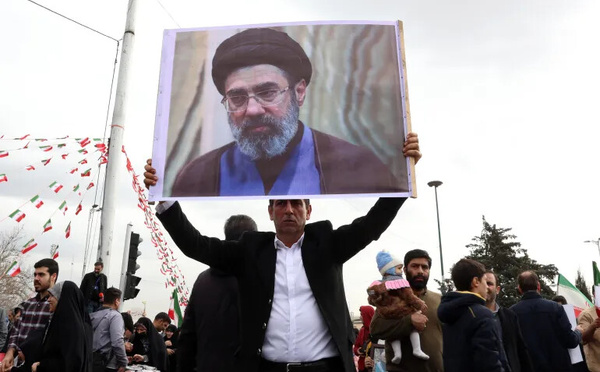 Mojtaba Khamenei, l’héritier de l’ombre au sommet de la théocratie iranienne