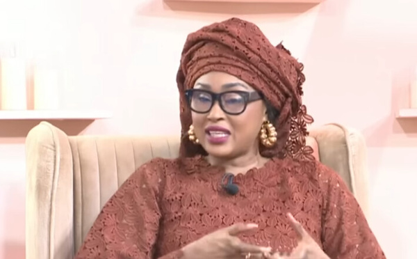 Fondations des Premières Dames : Maïmouna Bousso s’oppose au retour de « l’opacité » et critique les épouses de Diomaye Faye