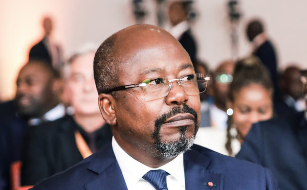 Alain-Claude Bilie-By-Nze: Au Gabon, l’opposant  arrêté, l’ombre d’un règlement de compte politique