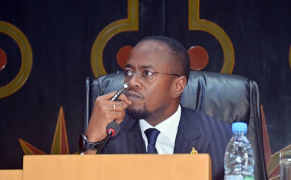 Abdou Mbow : la déclaration d'Abdou Mbow avant son évacuation de l'Assemblée nationale