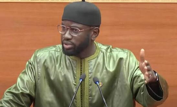 Le ministre Abdoul Ahad Ndiaye attaque Sonko : «le Pastef est pris en otage par  une seule personne »