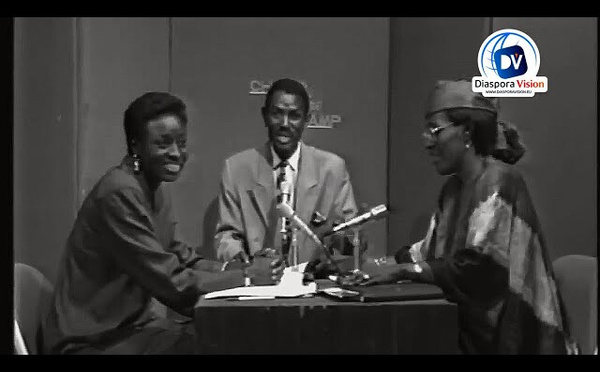 Aminata Touré face à Ndella Sabara dans l'émission Champ contre Champ en 1994 avec Ibrahima Souleymane Ndiaye de la RTS.